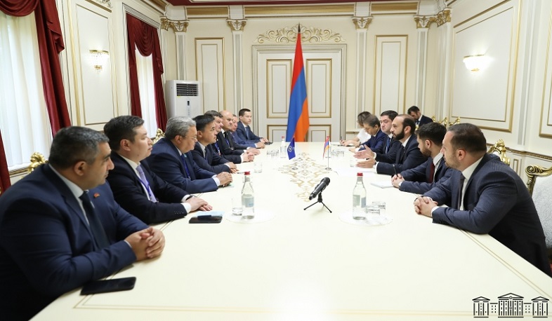 Арарат Мирзоян принял членов наблюдательской миссии Парламентской Ассамблеи ОДКБ