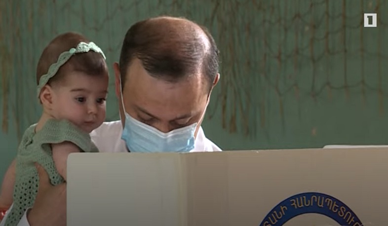 ԱԽ քարտուղարը քվեարկել է հանուն կայուն և անվտանգ Հայաստանի