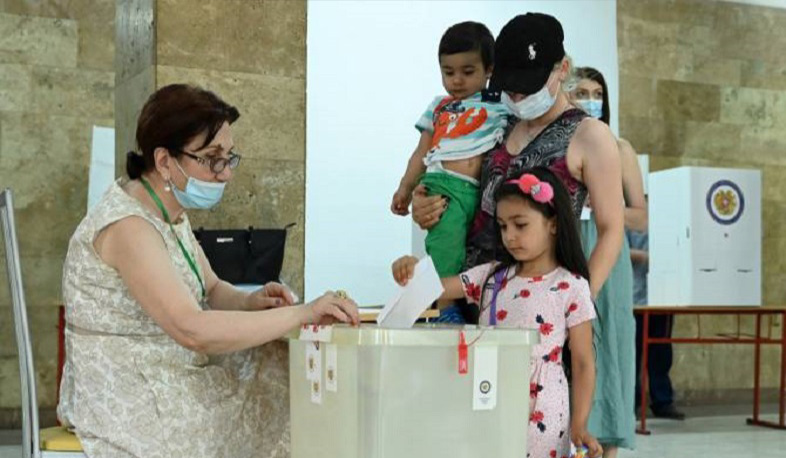 Միջազգային լրատվամիջոցների ուշադրության կենտրոնում Հայաստանի արտահերթ խորհրդարանական ընտրություններ են