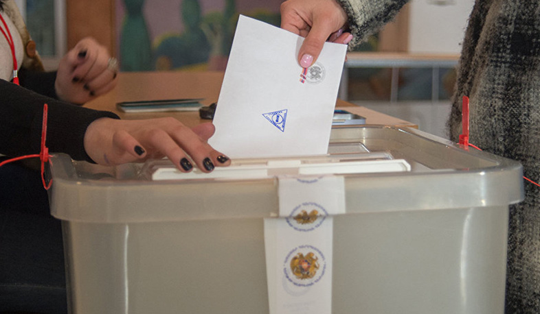 Ժամը 17.00-ի դրությամբ քվեարկությանը մասնակցել է ընտրողների 38,17 տոկոսը