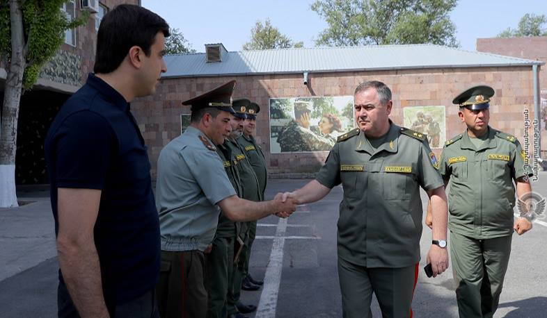ՀՀ ԶՈՒ Գլխավոր շտաբի պետն այցելել է կենտրոնական հավաքակայան