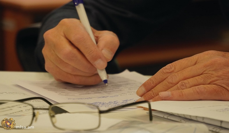 Ի՞նչ կարգով է վճարվում քաղաքացու կենսաթոշակը ՀՀ-ից բացակայելու կամ ժամանակին բանկ չներկայանալու դեպքում