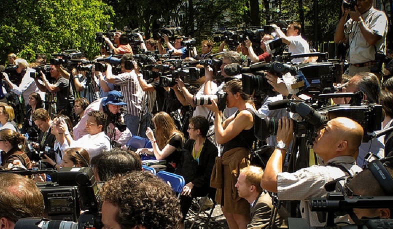 Azərbaycanlı hərbçilər ispan jurnalistləri öldürməklə hədələyib