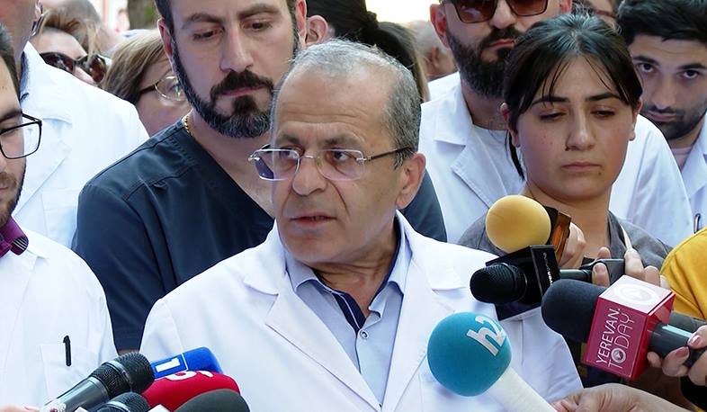 Բժիշկները խնդրել են վերանայել Արմեն Չարչյանի խափանման միջոցը