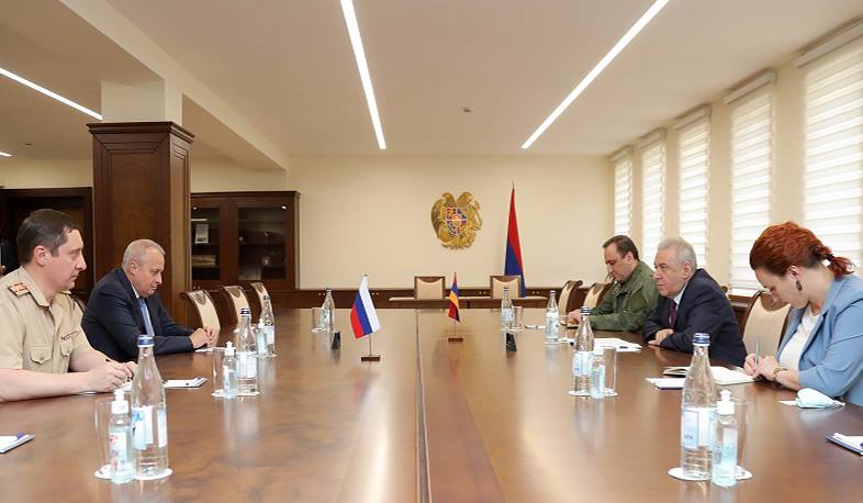 Vagharshak Harutyunyan and Sergey Kopirkin discussed issues related to Armenian-Russian cooperation