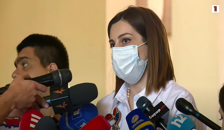 Անահիտ Ավանեսյանի ճեպազրույցը