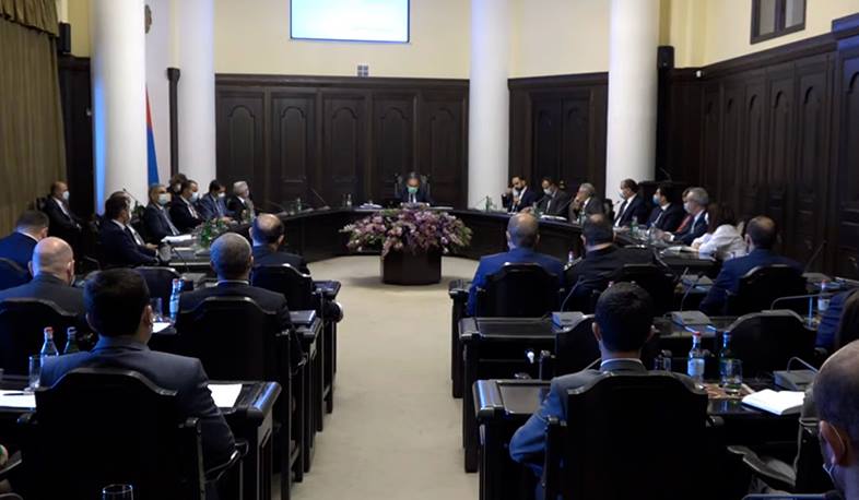 Artsaxa yardım paketimiz artıq 83 milyard dramdır: Paşinyan