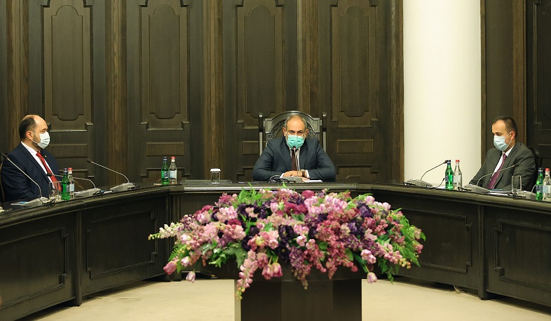 Նիկոլ Փաշինյանը վարչապետի աշխատակազմին է ներկայացրել Արայիկ Հարությունյանին