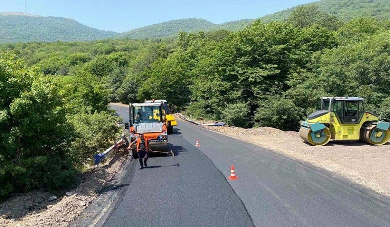 Սյունիքի մարզով անցնող ավտոճանապարհի երկու հատվածներում իրականացվում են հիմնանորոգման աշխատանքներ