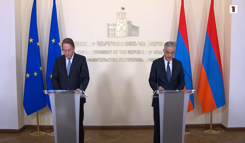 Փոխվարչապետի պաշտոնակատար Մհեր Գրիգորյանի և եվրահանձնակատար Օլիվեր Վարհեիի հայտարարությունը | ՈՒՂԻՂ