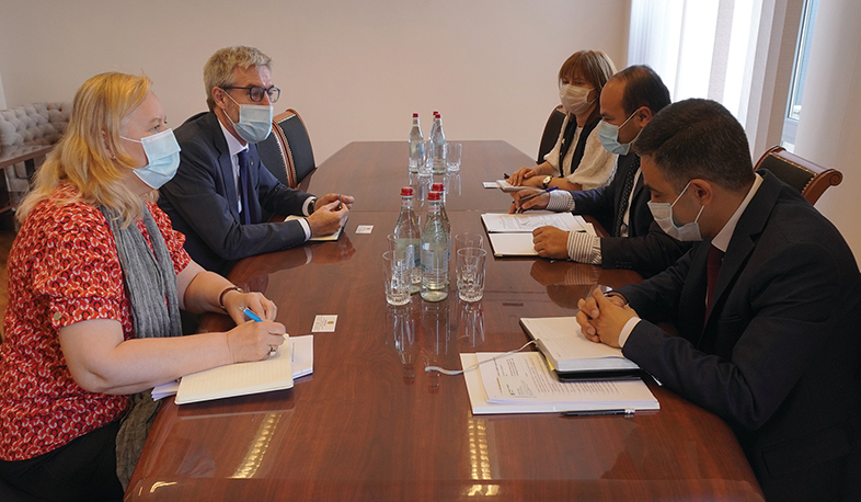 Նարեկ Մկրտչյանն ընդունել է ՀՀ-ում Շվեդիայի թագավորության արտակարգ և լիազոր դեսպան Պատրիկ Սվենսոնին