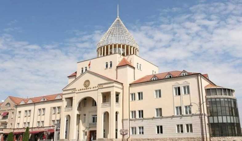 Фракции НС Арцаха осудили визит аккредитованных в Азербайджане дипломатов в Шуши