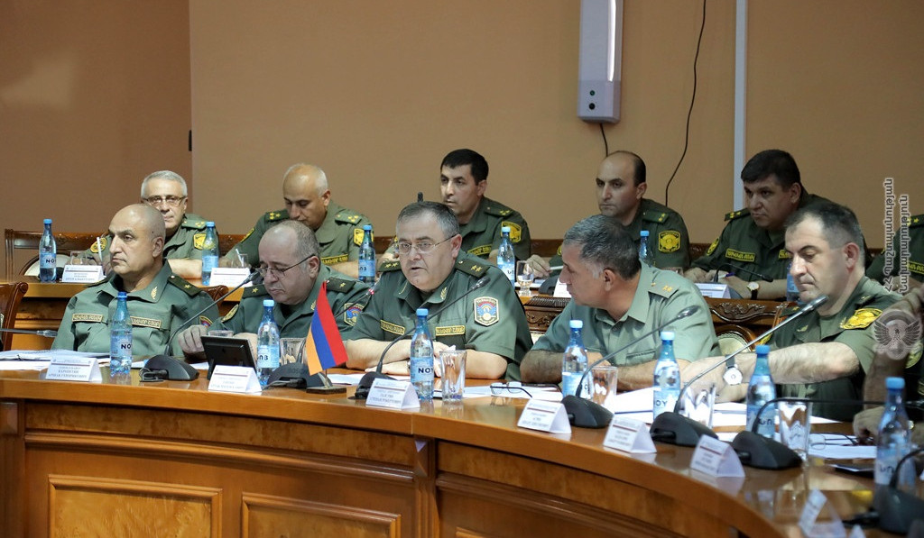 Rusiya SQ Baş Qərargah rəisinin müavini ilə qərargah müzakirələrinin gündəmi müzakirə edildi