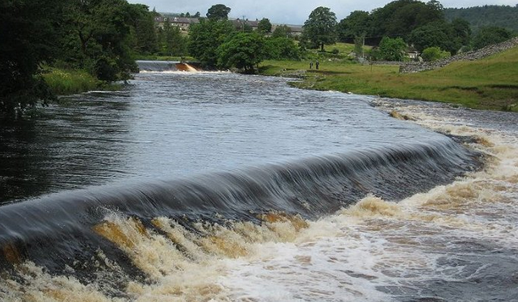 Ամռան շոգ օրերի համար խնայվող ոռոգման ջուրը ցրտահարության դեմ օգտագործվեց