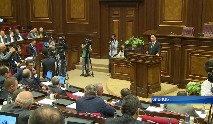 ԱԺ պատգամավորները փակ հանդիպում են ակնկալում ՊՆ և ԱԳՆ ղեկավաների հետ