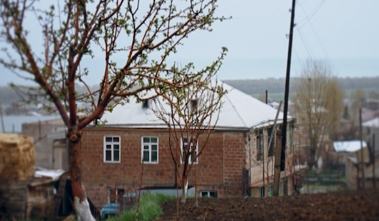 Մենք ենք ու սարերը մեր. Զոլաքար