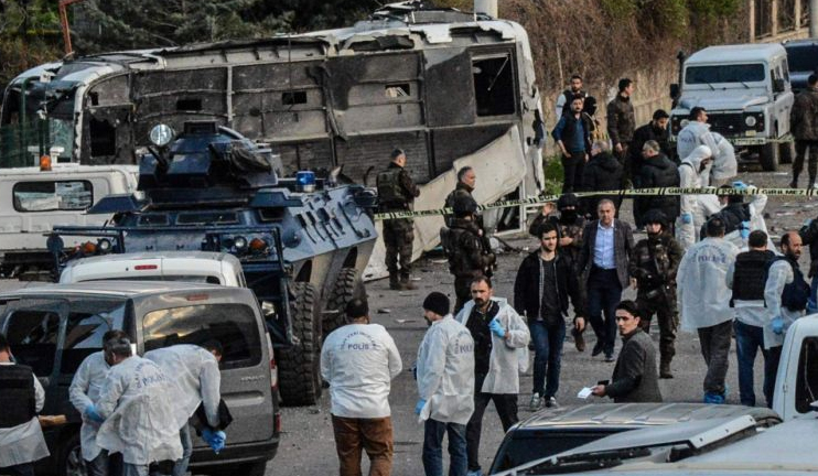 An explosion  in downtown Diyarbakir
