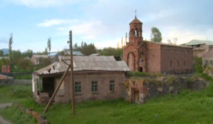 Մենք ենք ու սարերը մեր. Գետափ