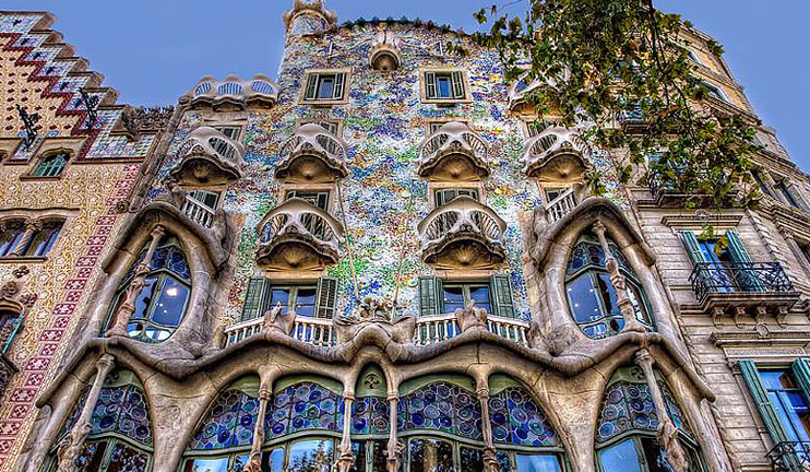 Խոսող կոթողներ. Բալիոյի տուն