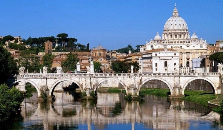 Talking Monuments: St. Peter's Cathedral