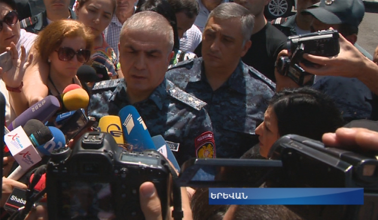 Հունան Պողոսյանը ևս մեկ անգամ լրագրողներին ներկայացրել է երկու կողմերի պահանջները