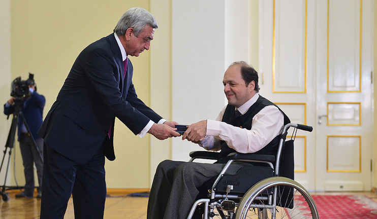 Անկախության 25-ամյակի կապակցությամբ նախագահականում տեղի է ունեցել պարգևատրման արարողություն