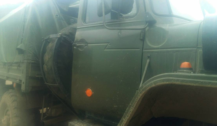 Հակառակորդի արձակած կրակոցից զինծառայող է վիրավորվել