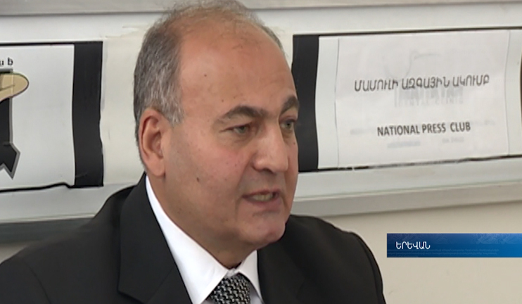 Victor Dallakyan quits his post at Presidential Staff