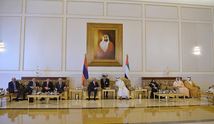 Sargsyan and the Crown prince of Abu Dhabi state the relations between the two countries are developing successfully