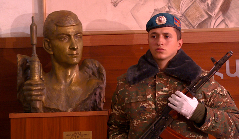 Scout Ashot Chakhoyan's bust opening