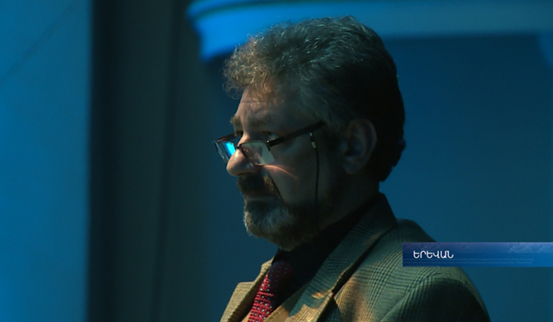 Colleagues give a concert to celebrate composer Avetis Berberyan's 50th anniversary