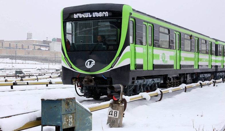 Two new renovated wagons with 4G network available at Yerevan metro