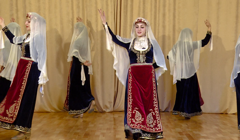 Shoulder to Shoulder: Armenian folk dances