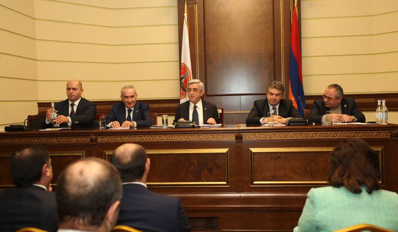 Սերժ Սարգսյանը ողջունում է քաղաքական դաշտի սուբյեկտների խոշորացումը
