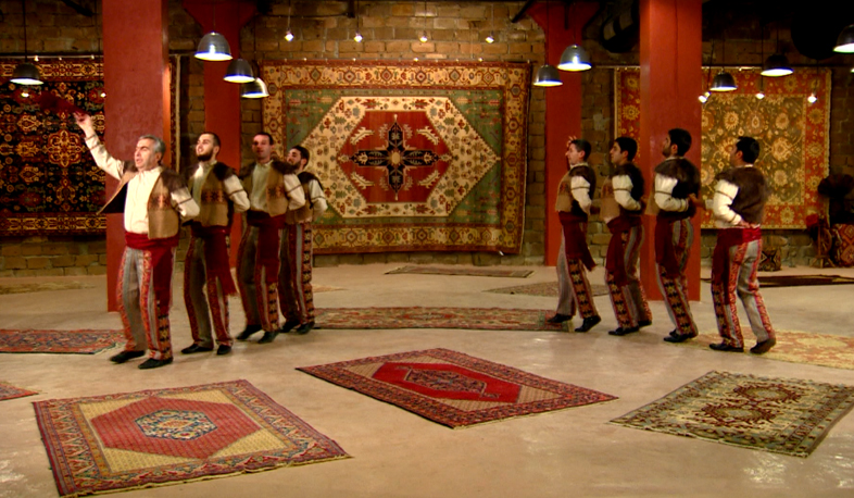 Shoulder to Shoulder: Shatakhi military dance