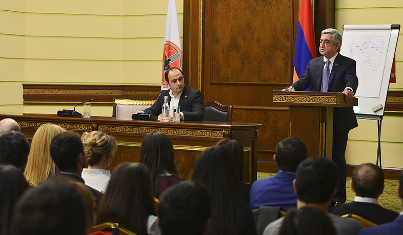 Serzh Sargsyan visited Republican Party political school
