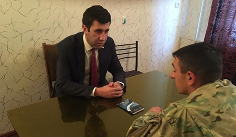 Արցախի օմբուդսմենն այցելել է ադրբեջանցի ռազմագերուն (բացառիկ կադրեր)
