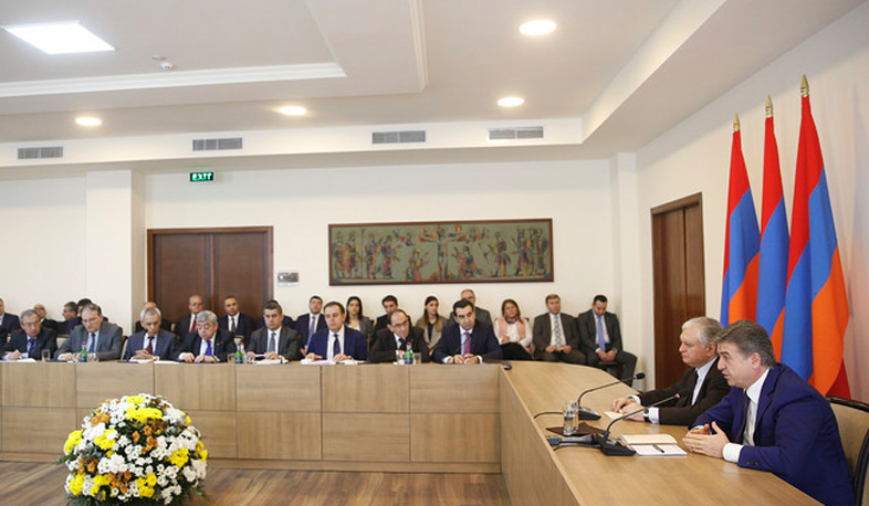 Վարչապետը ներդրումների հարցում ակնկալում է դեսպանների աջակցությունը