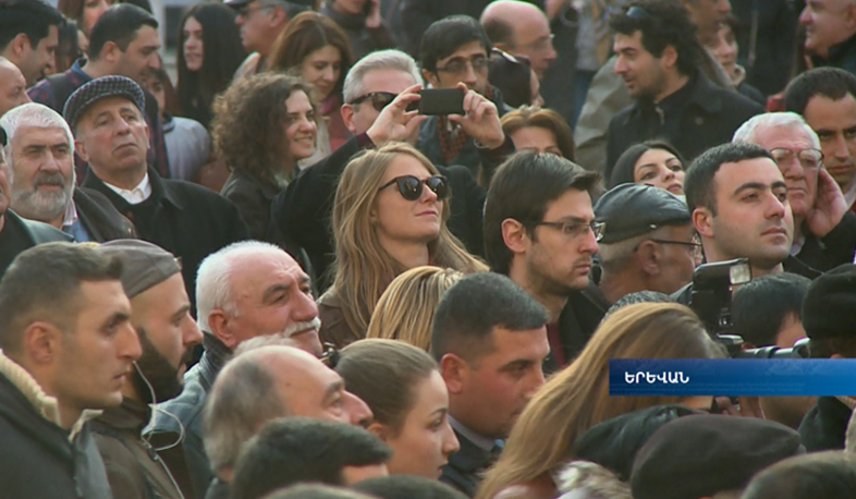 Exit launched women's holiday month from Aznavour Square