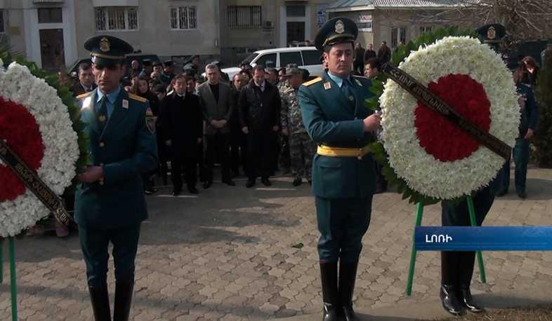 Սպիտակում Ֆուկուսիմայի աղետի զոհերի հիշատակին խաչքար են կանգնեցրել