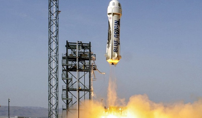 Ջեֆ Բեզոսի՝ տիեզերք կատարած թռիչքը հաջողությամբ է ավարտվել