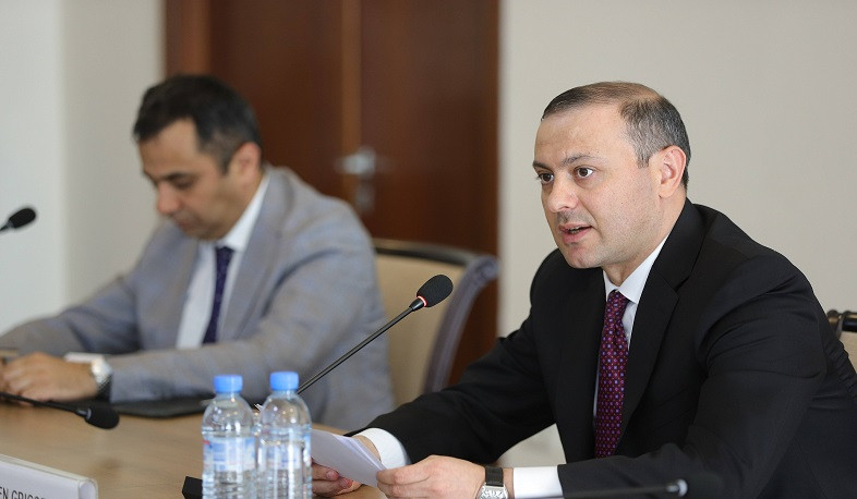 И.о. министра иностранных дел Армен Григорян принял аккредитованных в Армении глав дипломатических представительств