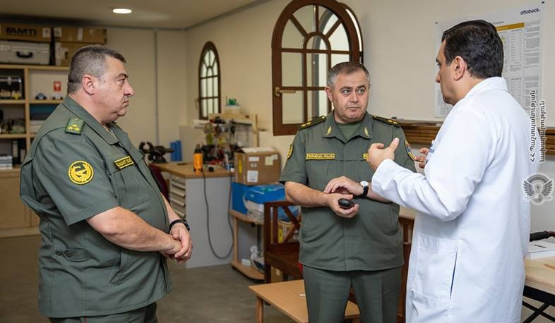 ՀՀ ԶՈՒ ԳՇ պետն այցելել է վերականգնողական կենտրոն