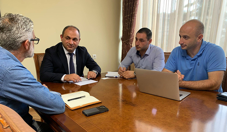 Կոտայքի մարզպետն ընդունել է «Թումո» ստեղծարար տեխնոլոգիաների կենտրոնի ներկայացուցիչներին