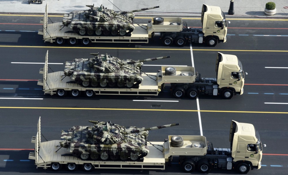 Azərbaycanın “qara bazarı”. Qərbin silahları hara gedir?: Bulgarian Military