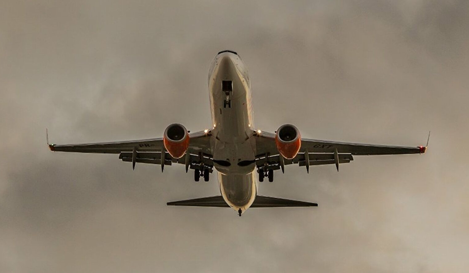 Սիմֆերոպոլում վթարային վայրէջք է կատարել 165 ուղևոր փոխադրող օդանավը