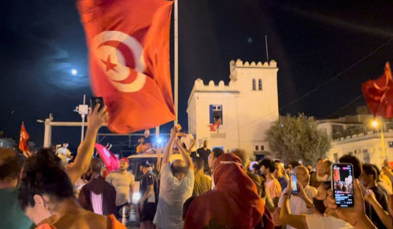 Թունիսում շարունակվում են խռովությունները