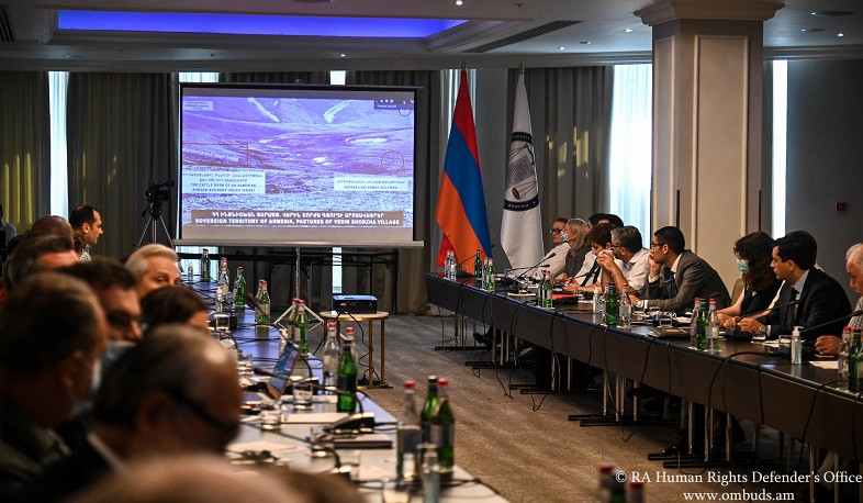 Arman Tatoyan presents violations of border residents’ rights to international organizations and diplomatic missions operating in Armenia