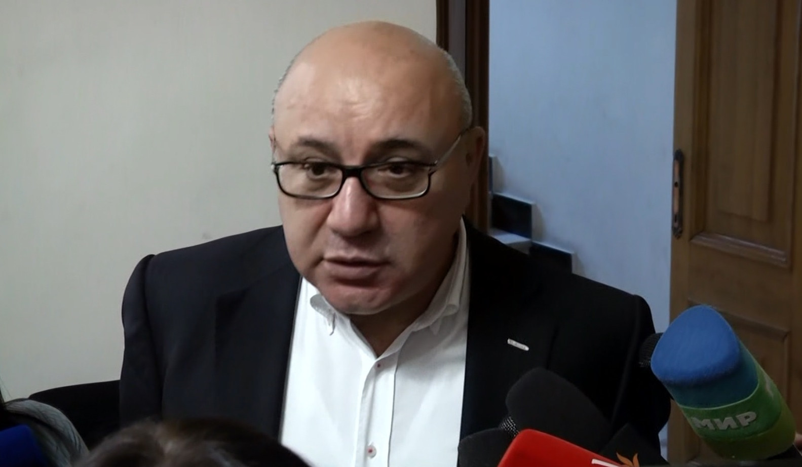 Սահմանների ճշգրտումը Հայաստանի առաջնային խնդիրներից է. Գուրգեն Արսենյան