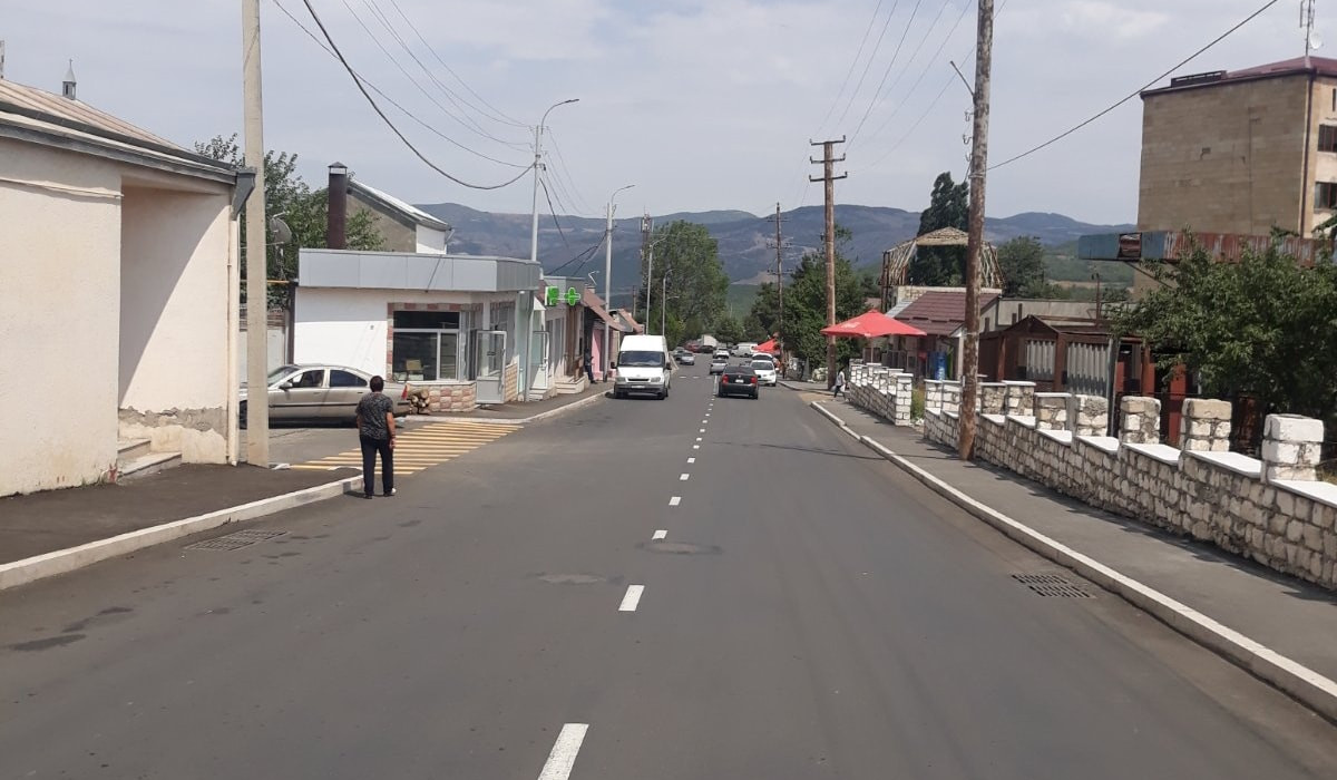 Ասֆալտապատվում են Ստեփանակերտի փողոցները